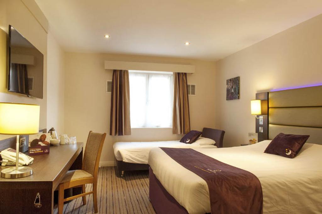 Premier Inn Inverness East Zimmer foto