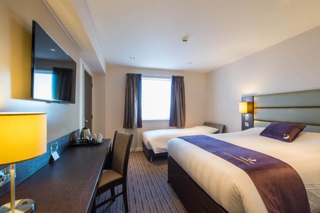 Premier Inn Inverness East Zimmer foto