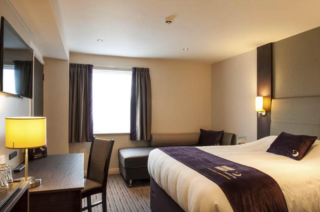 Premier Inn Inverness East Zimmer foto