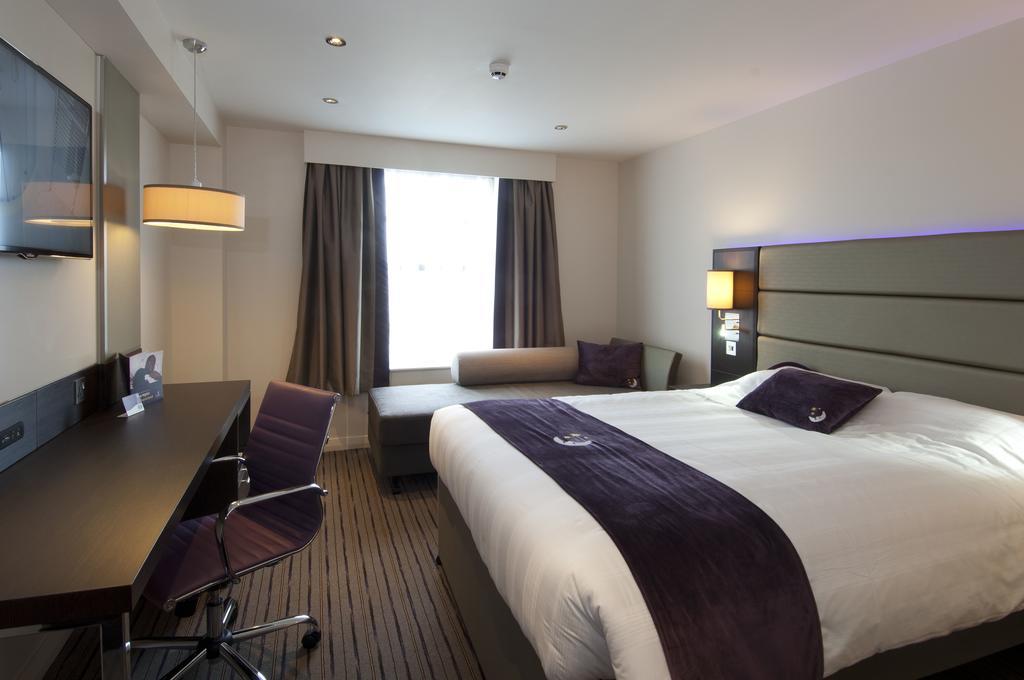 Premier Inn Inverness East Zimmer foto
