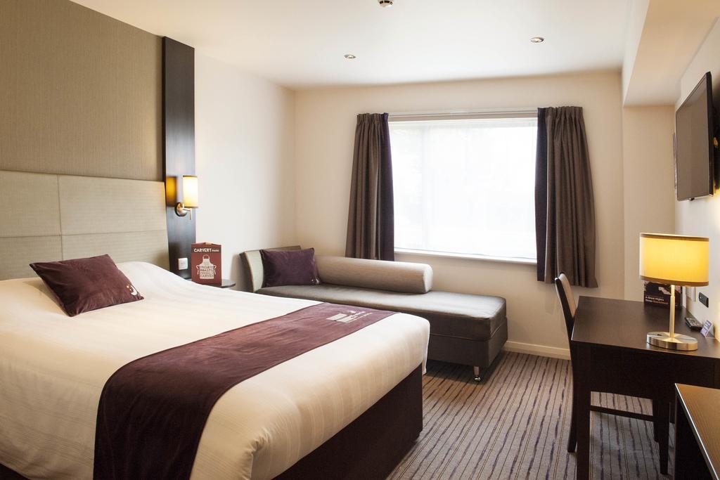Premier Inn Inverness East Zimmer foto
